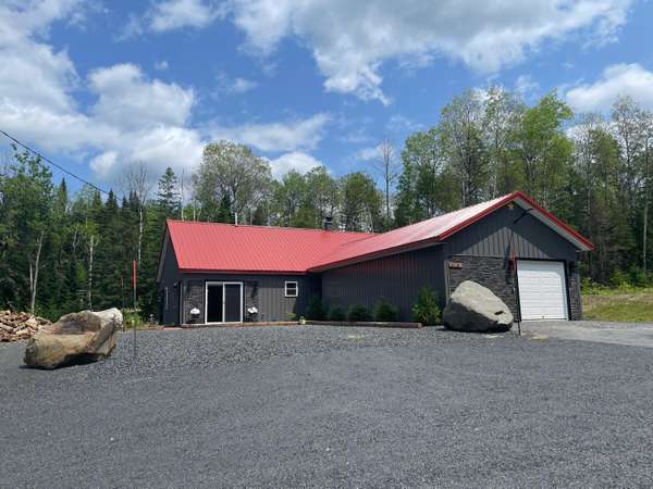 Madawaska, ME 04773,515 Lavertu RD