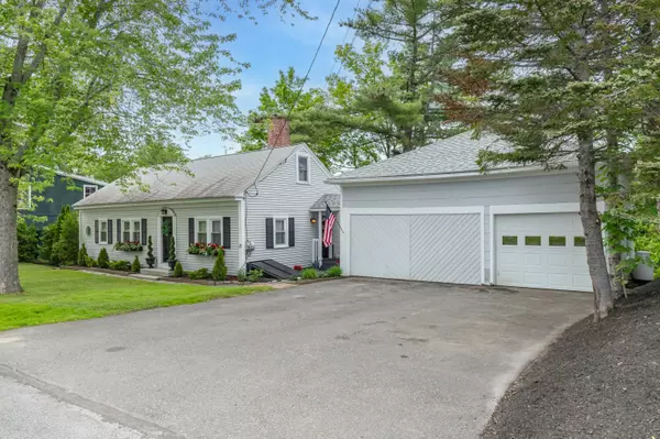 Guilford, ME 04443,13 Elm ST