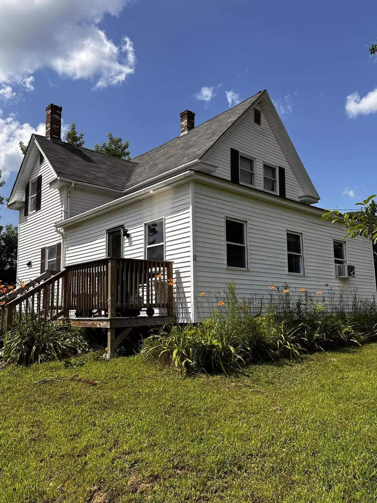 Howland, ME 04448,12 Pleasant ST