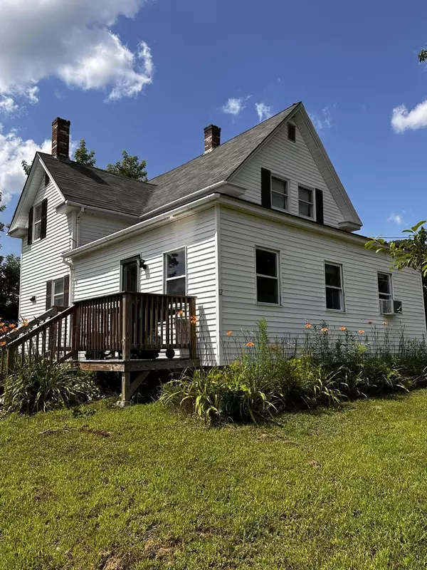 12 Pleasant ST, Howland, ME 04448