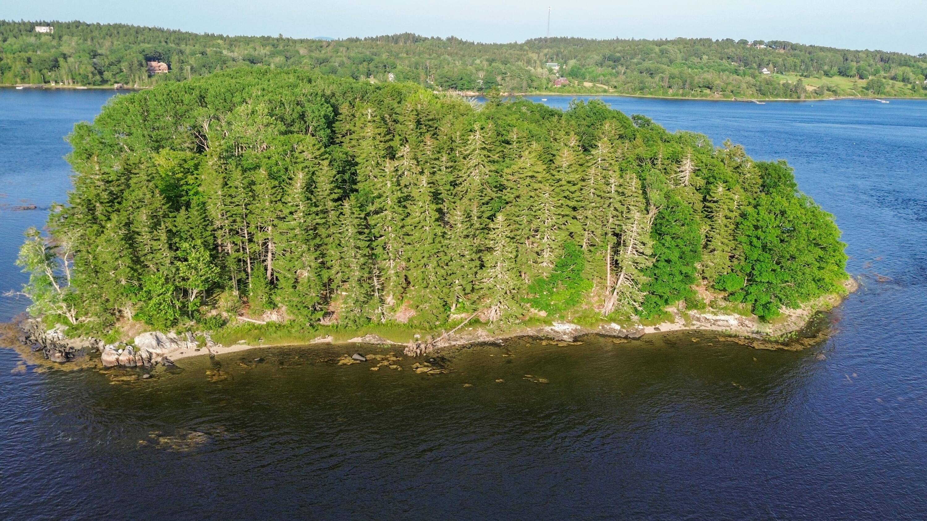 Castine, ME 04421,M6 L25 Esther IS