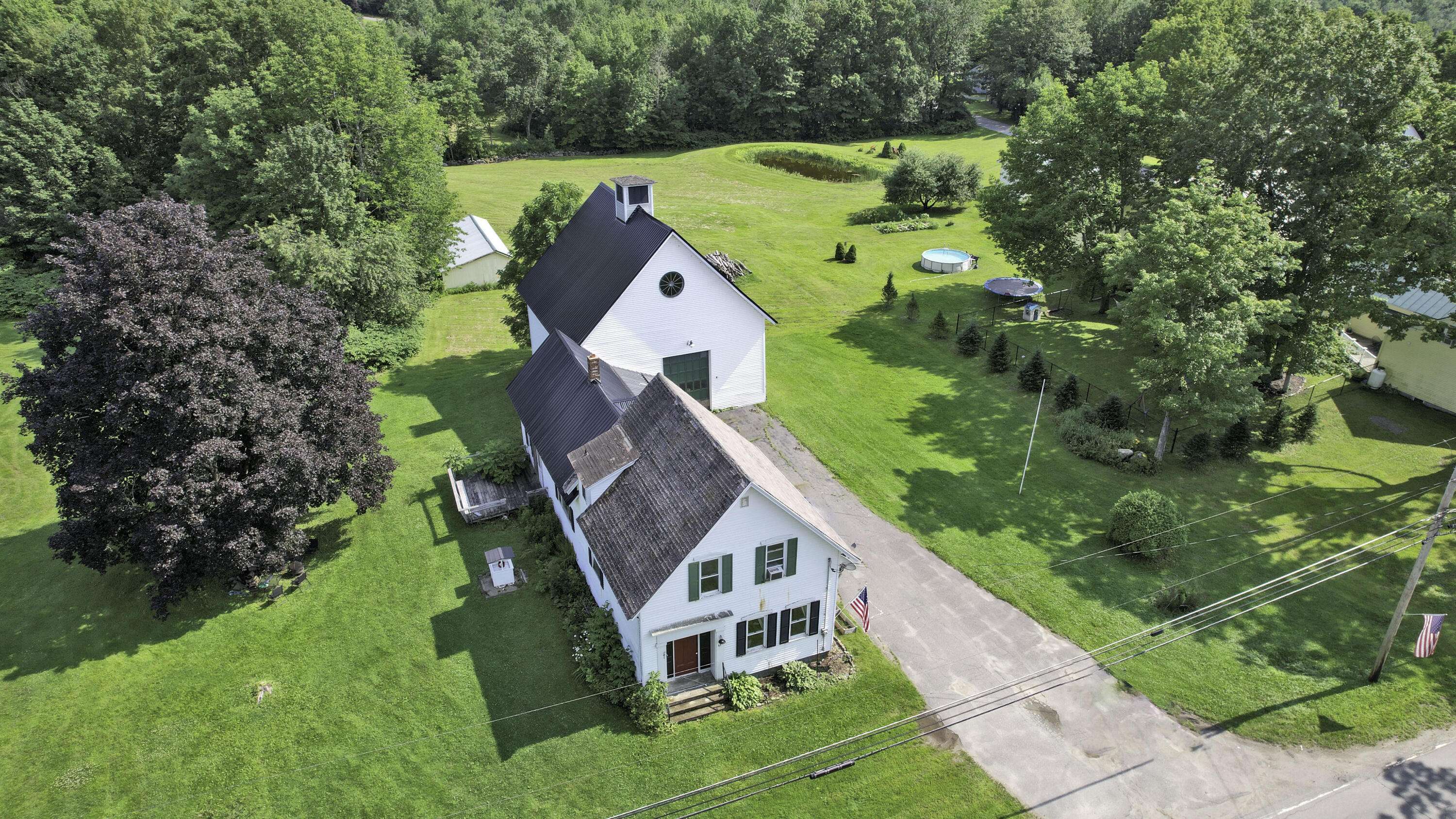 43 Corinna RD, Saint Albans, ME 04971