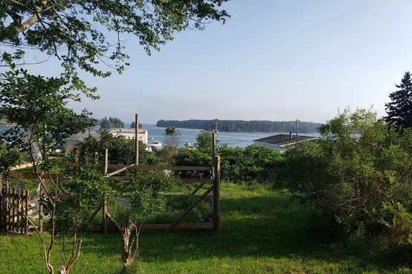 Swans Island, ME 04685,424 Minturn RD