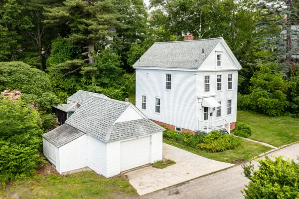 Kittery, ME 03904,15 Pine ST