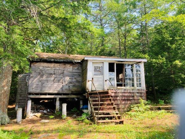 26 Black Raven RD, Winslow, ME 04901