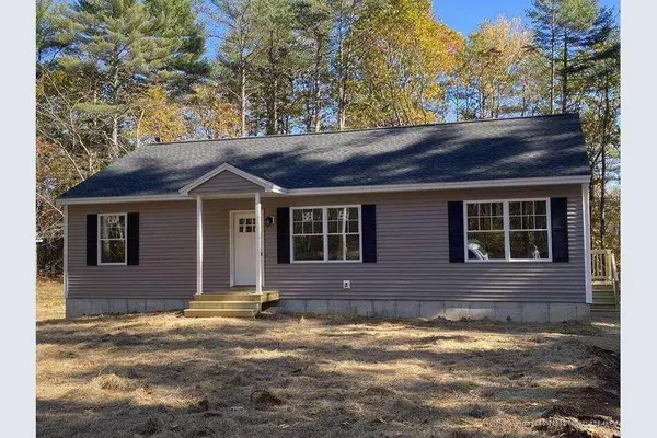 2 Mink CIR, Waterboro, ME 04061