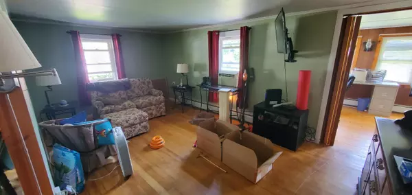 Milford, ME 04461,43 Call RD