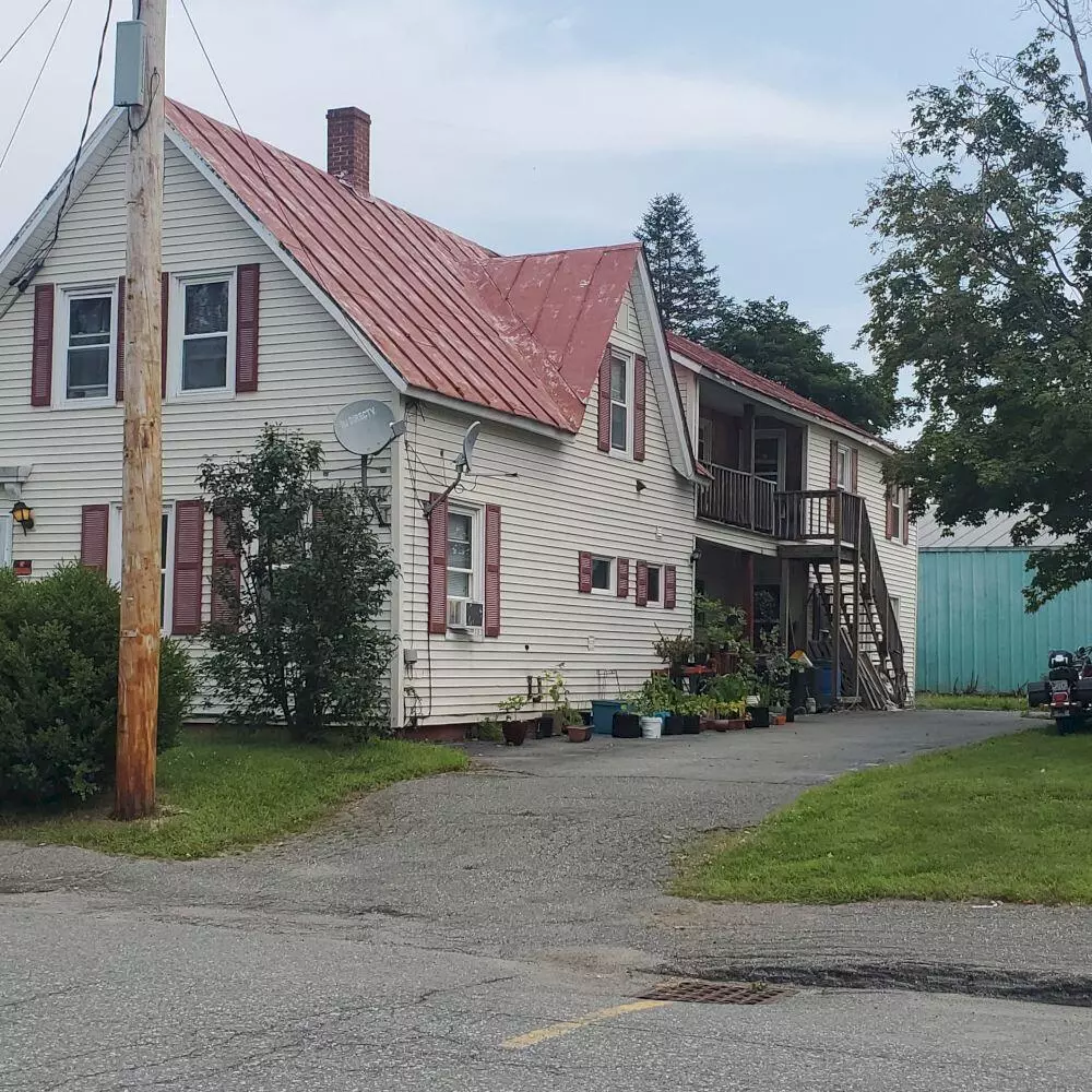 Madison, ME 04950,39 Madison AVE