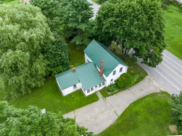 Hermon, ME 04401,819 Coldbrook RD