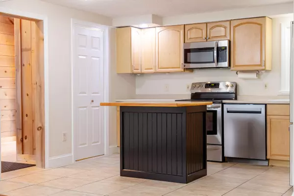 Lyman, ME 04002,15 Fawn CIR