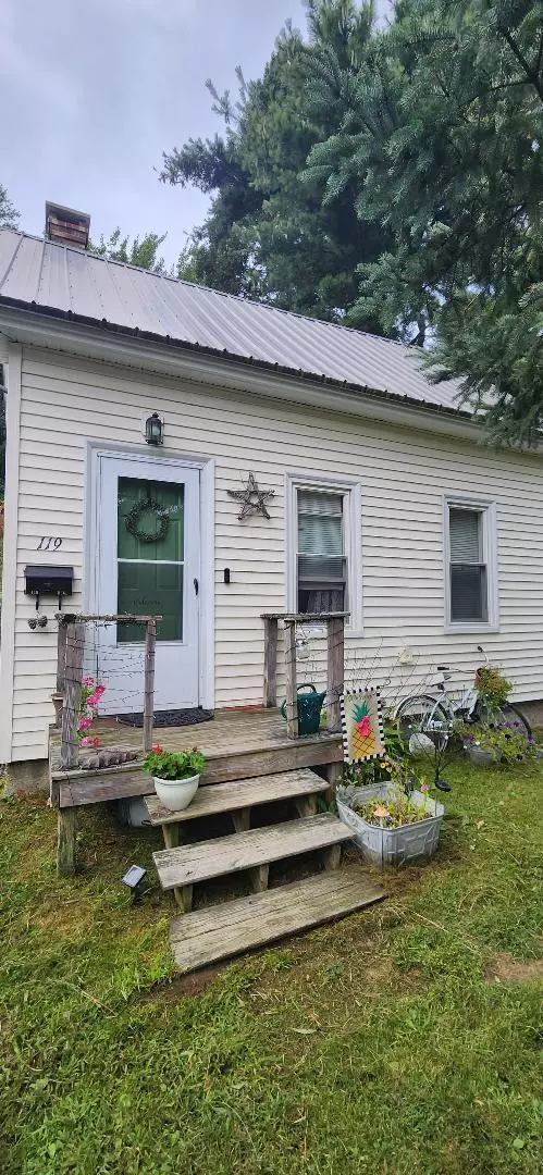 Old Town, ME 04468,119 Lincoln ST