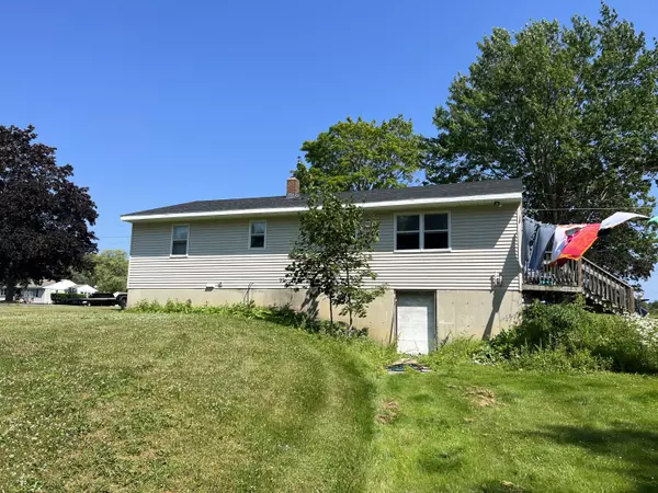 Wiscasset, ME 04578,28 Page AVE