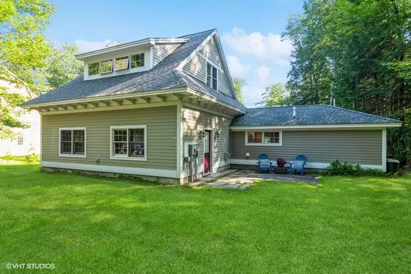 34 Deer Hill RD, Harrison, ME 04040