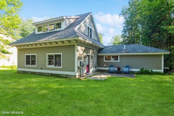 34 Deer Hill RD, Harrison, ME 04040