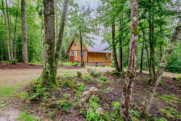 Lovell, ME 04051,21 Bradley Pond RD