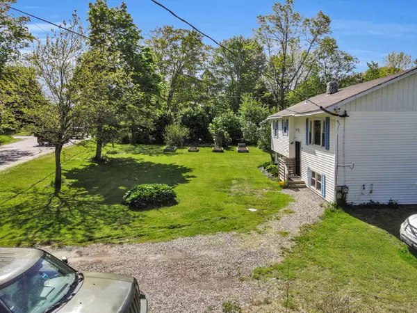 Monmouth, ME 04265,768 Wilson Pond RD