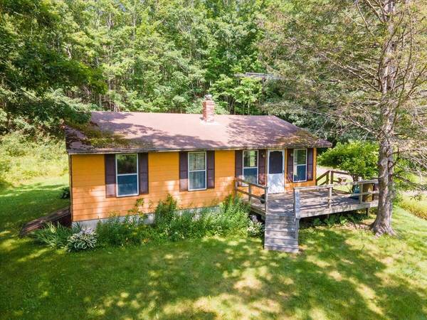 662 Searsmont RD, Appleton, ME 04862