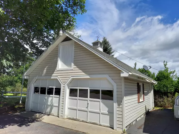 Norway, ME 04268,1 Crestview DR