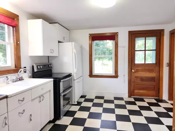 South Portland, ME 04106,93 Westbrook ST