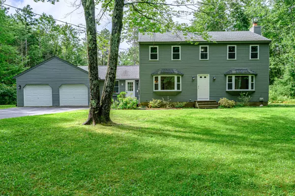 9 Kathryn ST, Gorham, ME 04038