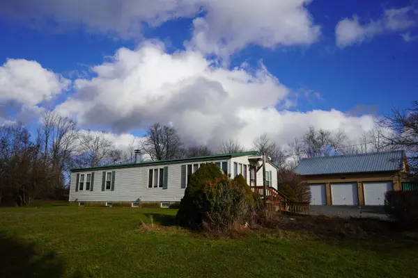 Saint Albans, ME 04971,39 Indian Heights DR