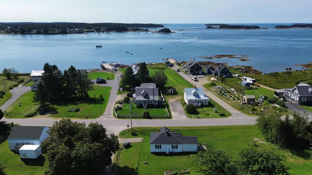15 West Main ST, Jonesport, ME 04649