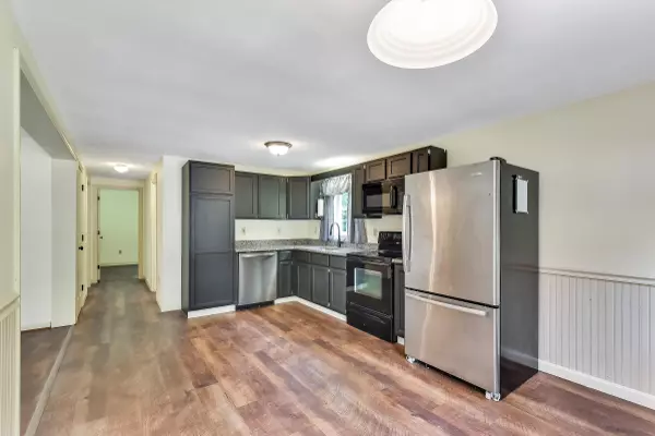 Mechanic Falls, ME 04256,141 Jordan RD