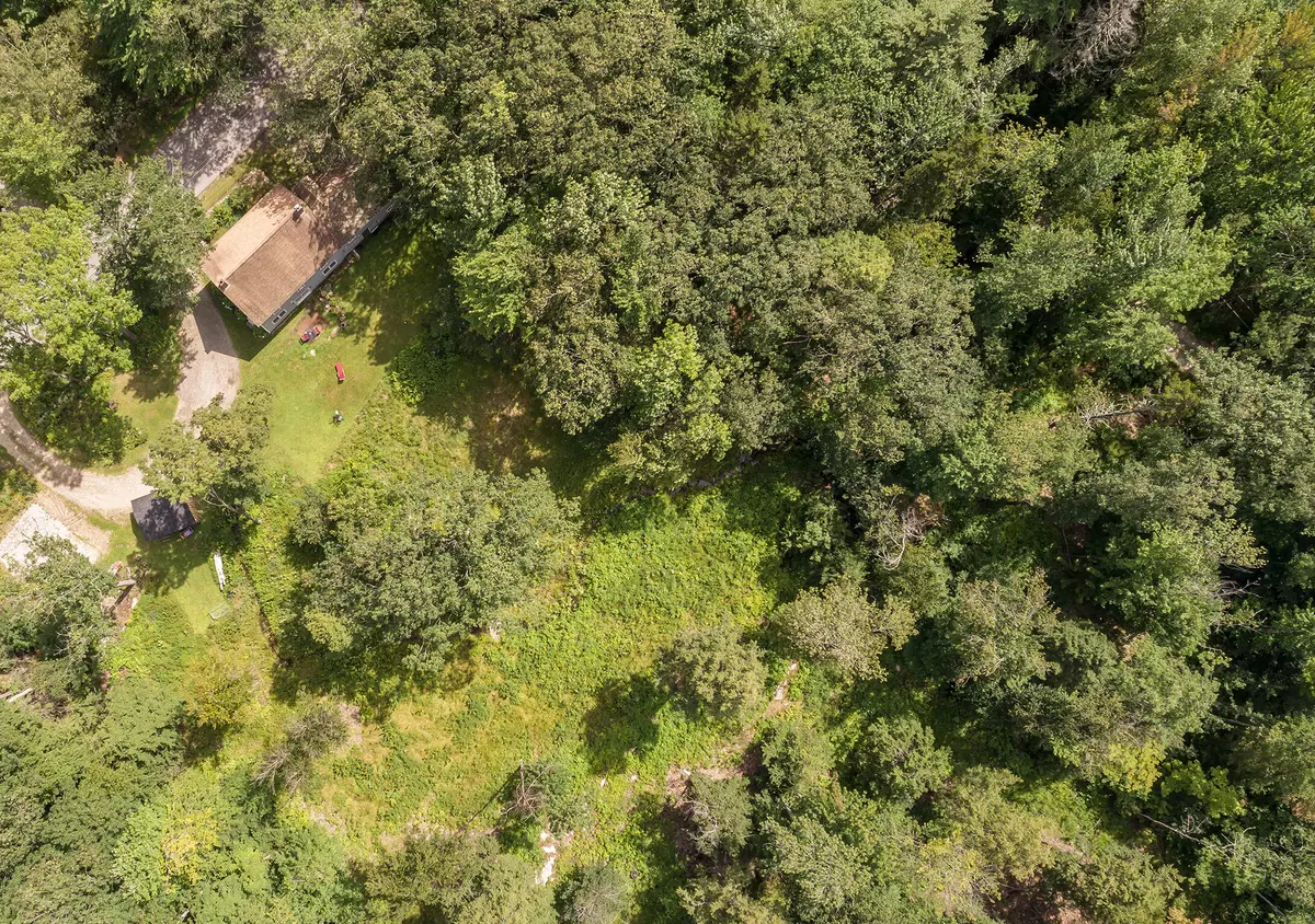 Freeport, ME 04032,25 Lunt RD