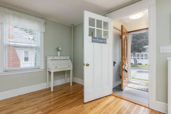 South Portland, ME 04106,61 Elsmere AVE