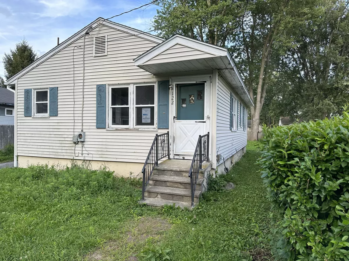 South Portland, ME 04106,122 Brigham ST