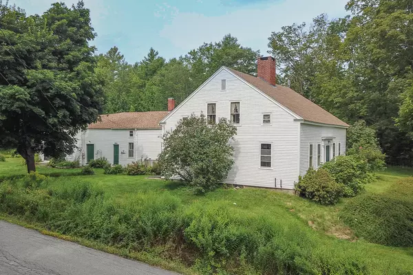 Searsmont, ME 04973,284 Lawry RD