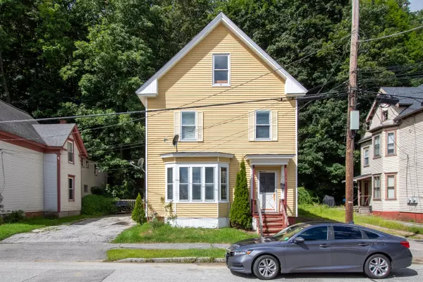 64 James ST, Auburn, ME 04210