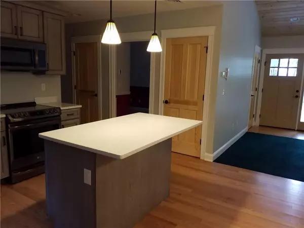 Norway, ME 04268,396 Pikes Hill RD