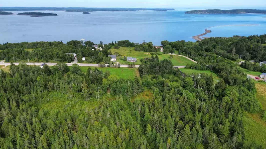 1090 Mason Bay Road, Jonesport, ME 04649