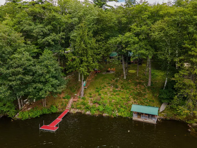 84 Lothridge LN, Richmond, ME 04357