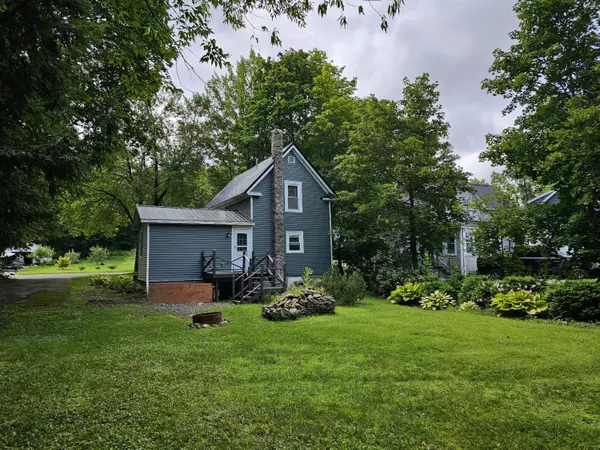 Millinocket, ME 04462,73 Somerset ST