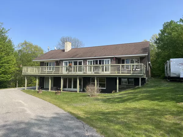 660 Paris Hill RD, Buckfield, ME 04220