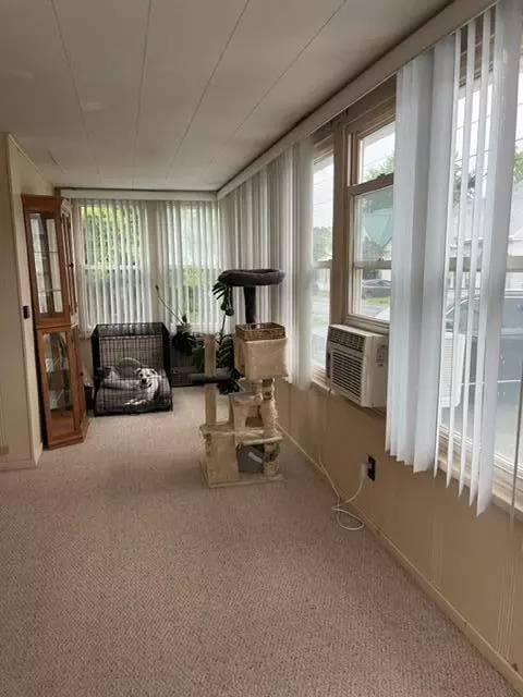 Old Town, ME 04468,32 French ST