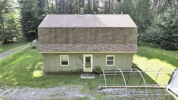 Hampden, ME 04444,303 Kennebec RD