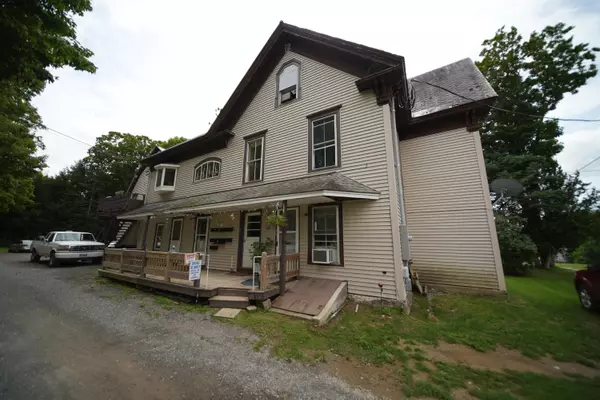 Houlton, ME 04730,20 High ST