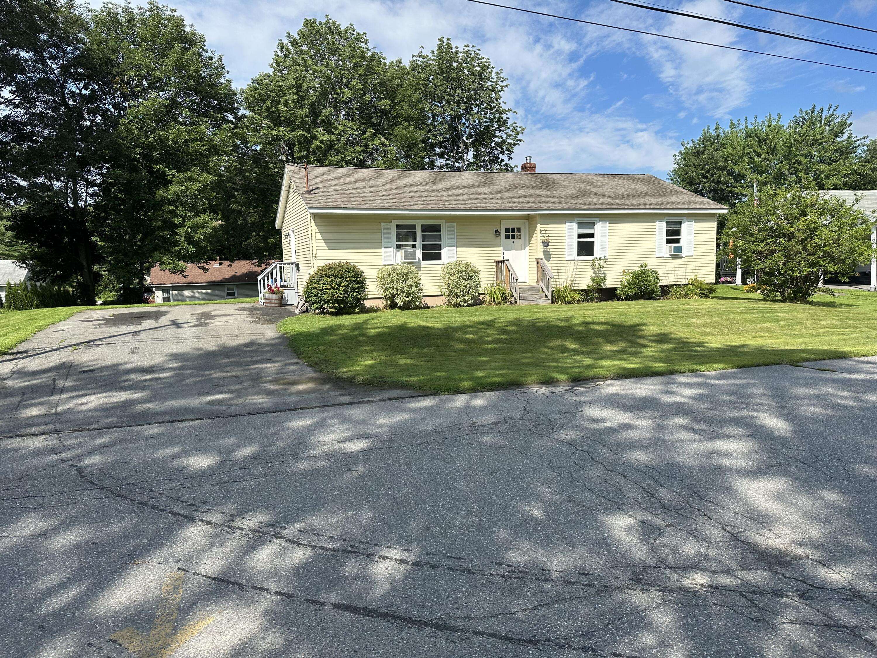 29 Ginger Avenue, Winslow, ME 04901
