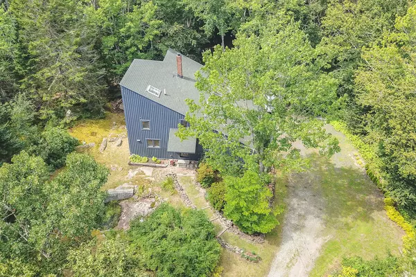 South Thomaston, ME 04858,617 Spruce Head RD