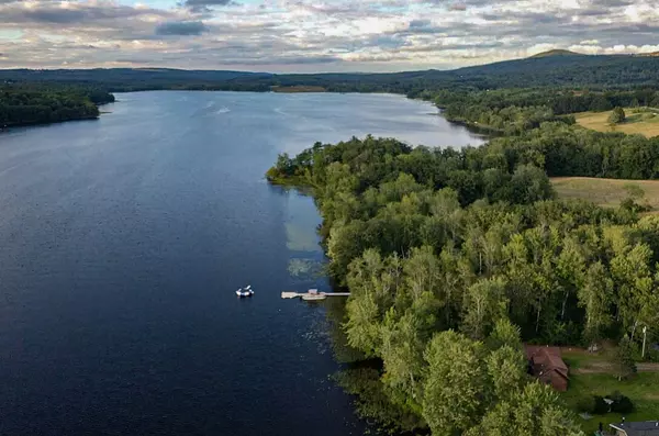 296 Alberta LN, Union, ME 04862