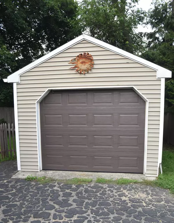 South Portland, ME 04106,31 Thompson ST