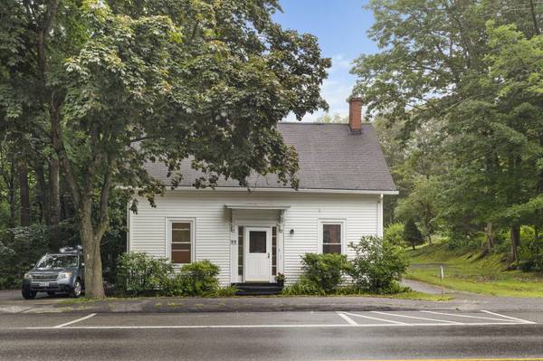 65 School ST, Gorham, ME 04038