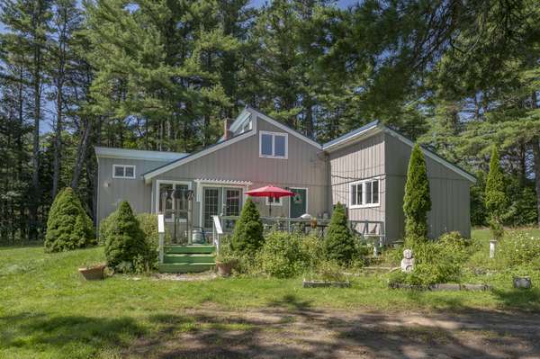 16 Cundys Harbor RD, Harpswell, ME 04079