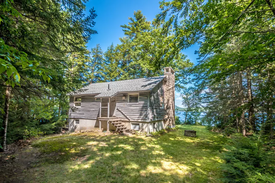 255 Shore RD, Denmark, ME 04022