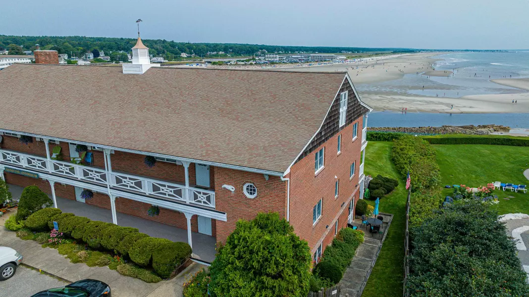 68 Beachmere PL #7, Ogunquit, ME 03907