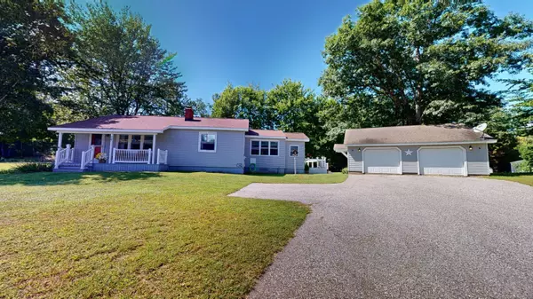 74 N Main ST, Mechanic Falls, ME 04256