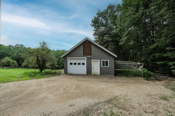 Parsonsfield, ME 04047,47 Banks RD